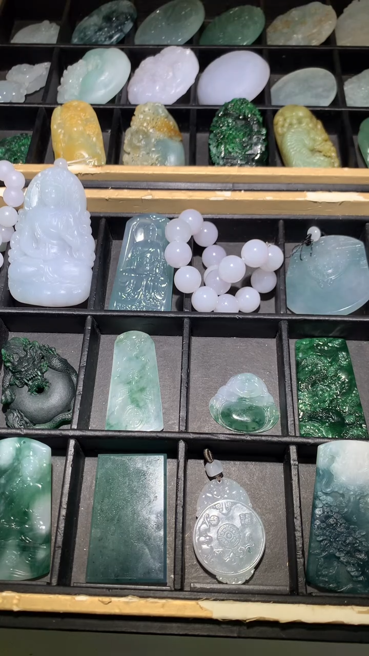 未镶嵌定制翡翠心****~-毛货-不退不换-多样性发货发其一