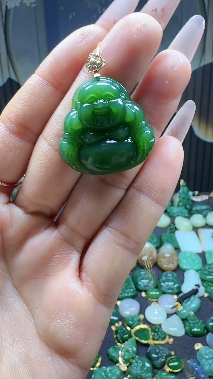 【闪购商品】和田玉挂件18K金镶嵌1