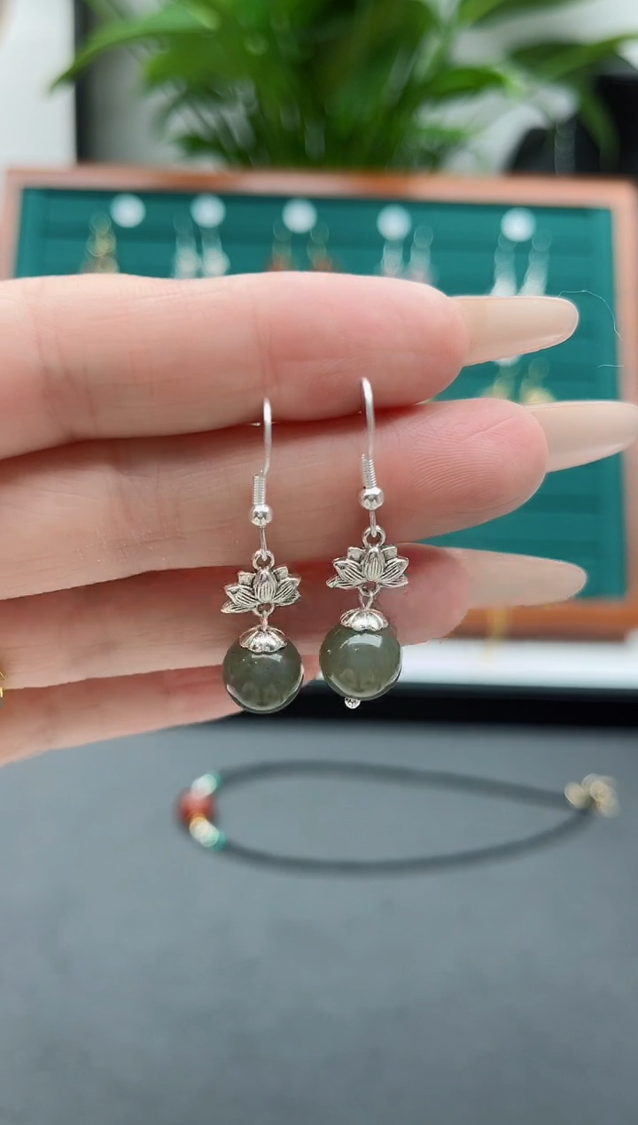 【闪购商品】和田玉耳饰未镶嵌8860