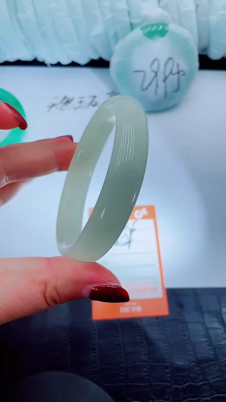 【闪购商品】石英质玉手镯未镶嵌R5-58-59