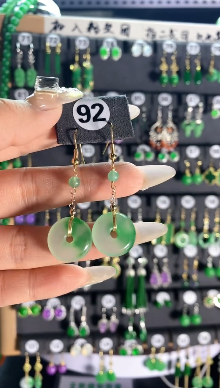 【闪购商品】翡翠耳饰银S925镶嵌92...