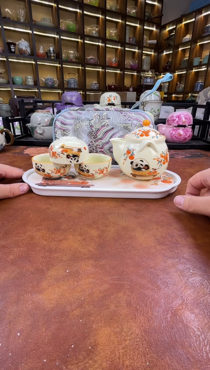 瓷片新款熊猫宝瓶旅行套装+熊猫盘