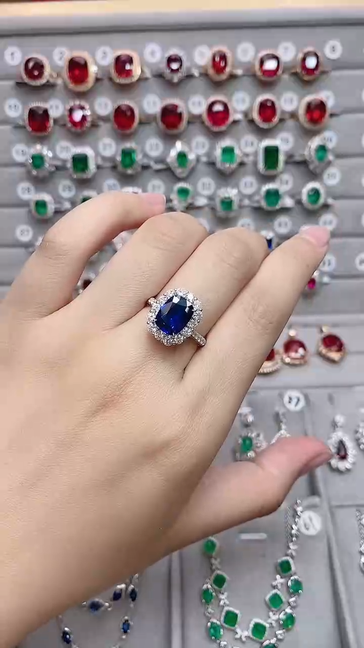 【闪购商品】蓝宝石18K金戒指18K金镶嵌·