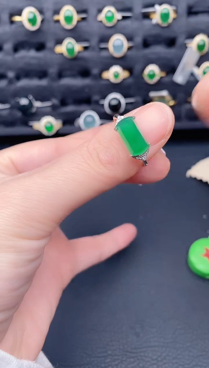 银S925镶嵌戒指翡翠天然a货翡翠172