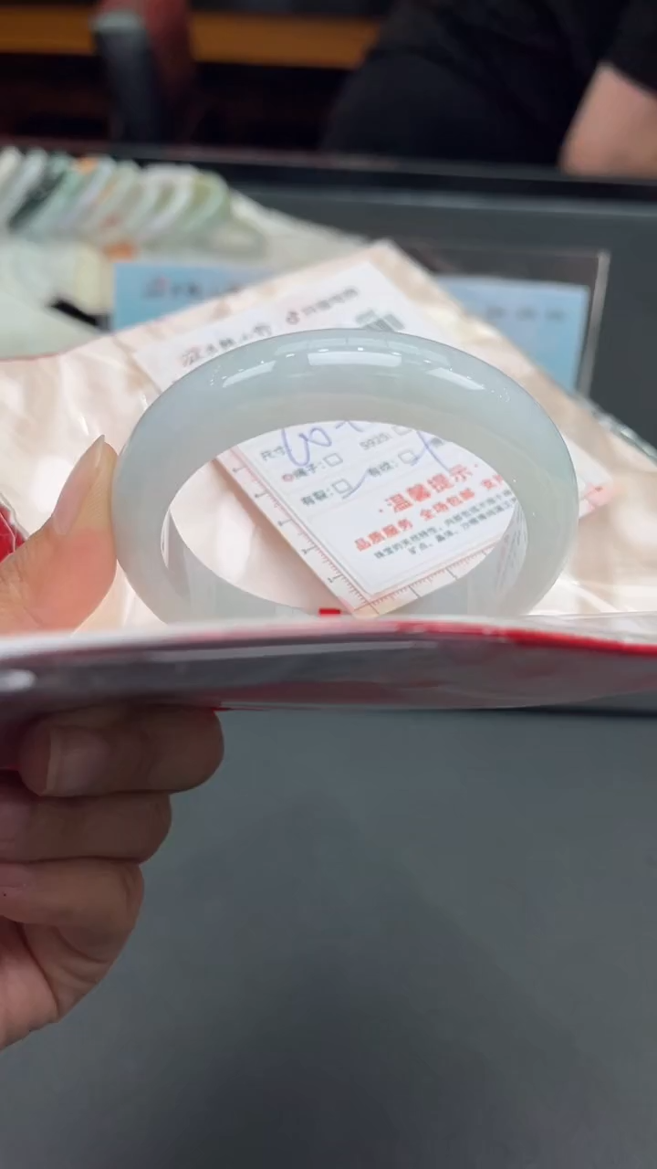 【闪购商品】定制翡翠未镶嵌天然缅甸翡翠手镯277