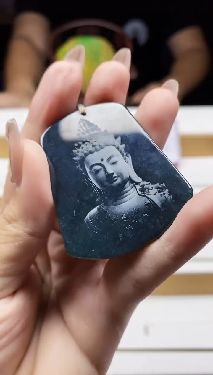 翡翠未镶嵌颈饰翡翠A货