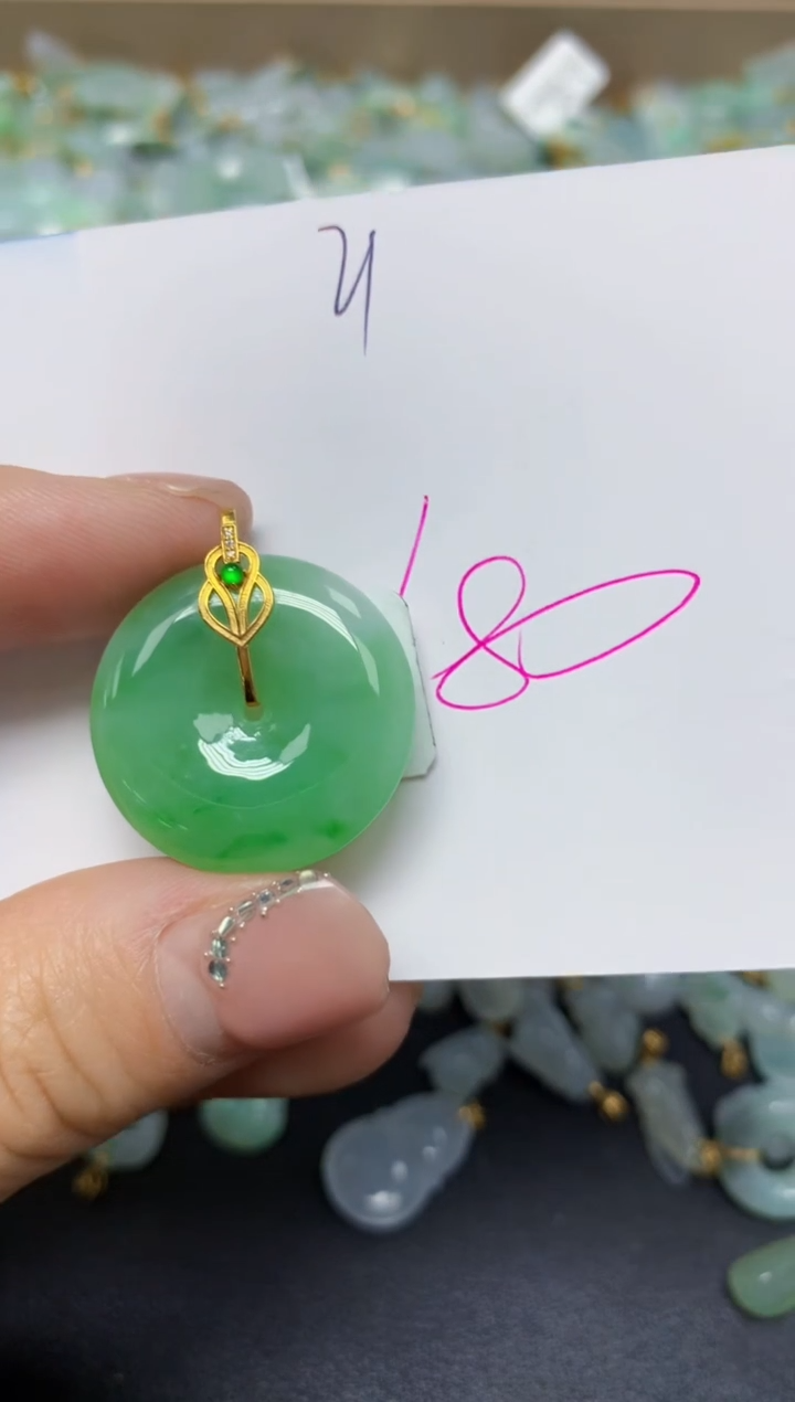 【闪购商品】翡翠挂件18K金镶嵌 天然翡翠A货