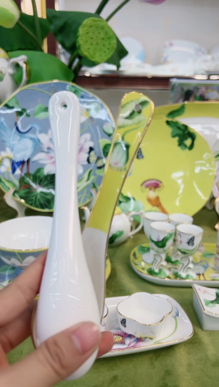 【闪购商品】骨瓷汤勺