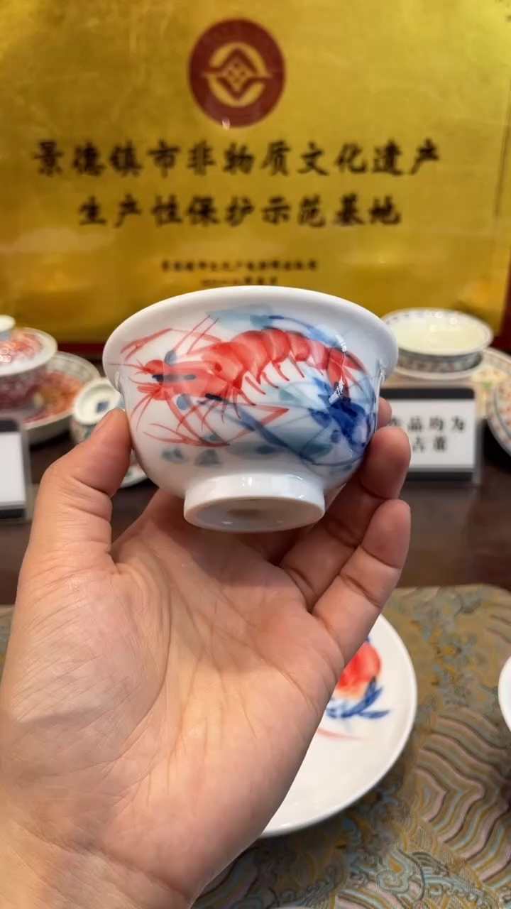 杯子瓷景德镇源头工厂生产，手工手绘