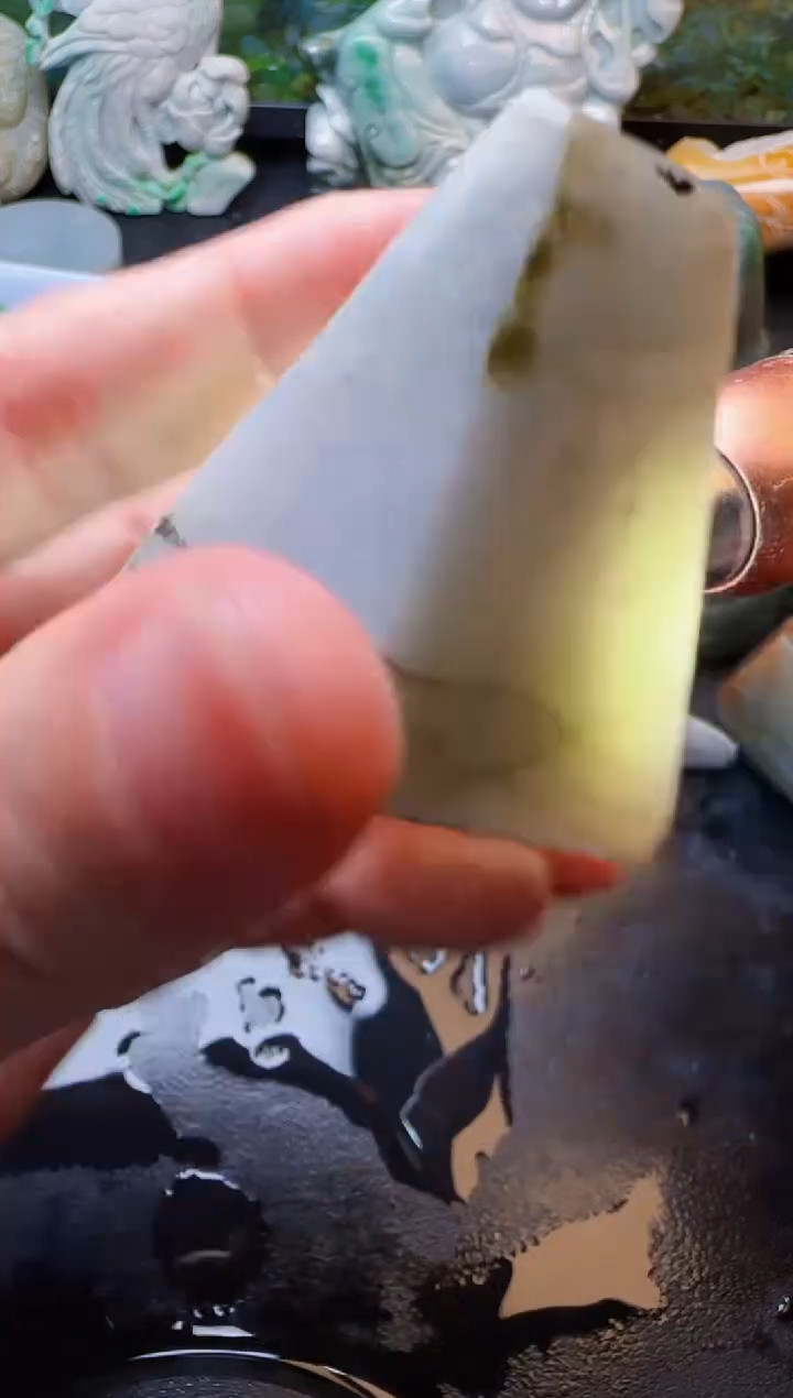 翡翠未镶嵌颈饰天然缅甸A货翡翠705