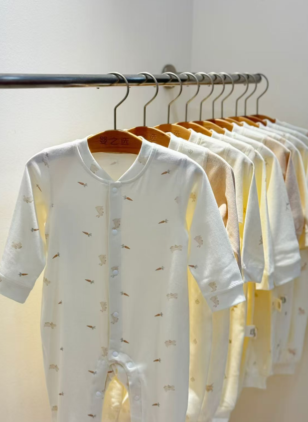 秋冬连体棉服婴儿衣服