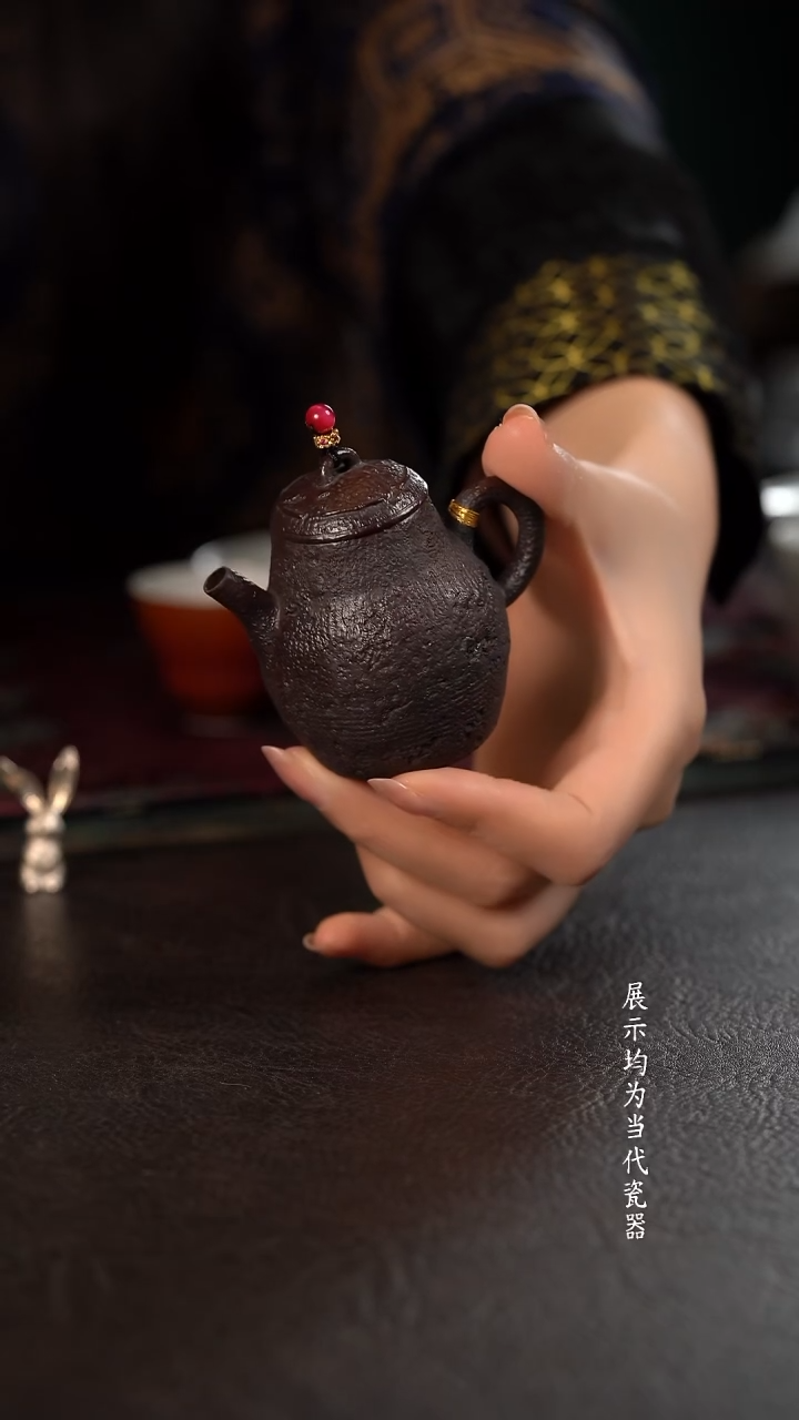 伟壶柴烧小泡壶 兰芝