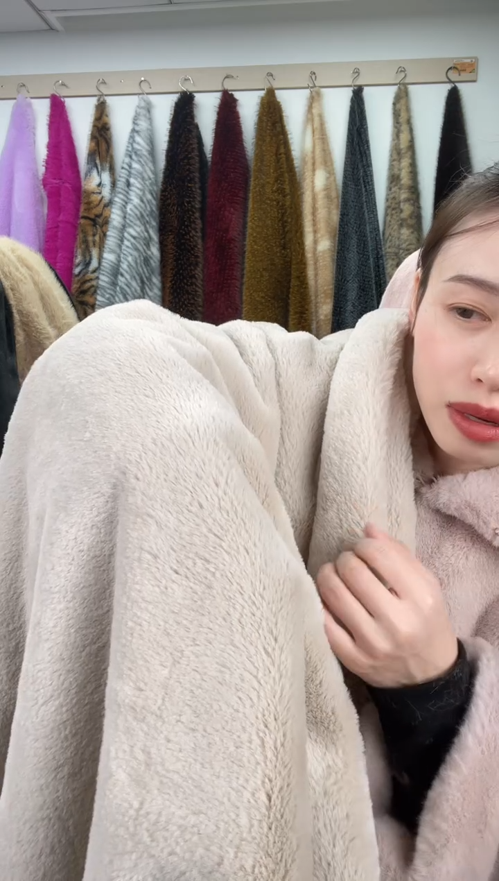 狐狸毛D956尺寸1.8*2