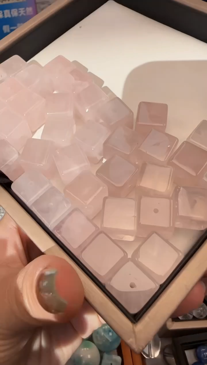 颈饰未镶嵌水晶4a多样性发其一/12.9/1个13M