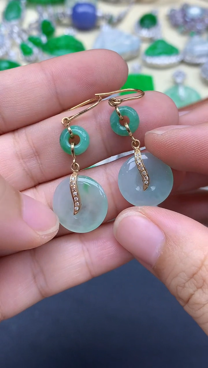 颈饰18K金镶嵌翡翠223-中国好珍宝