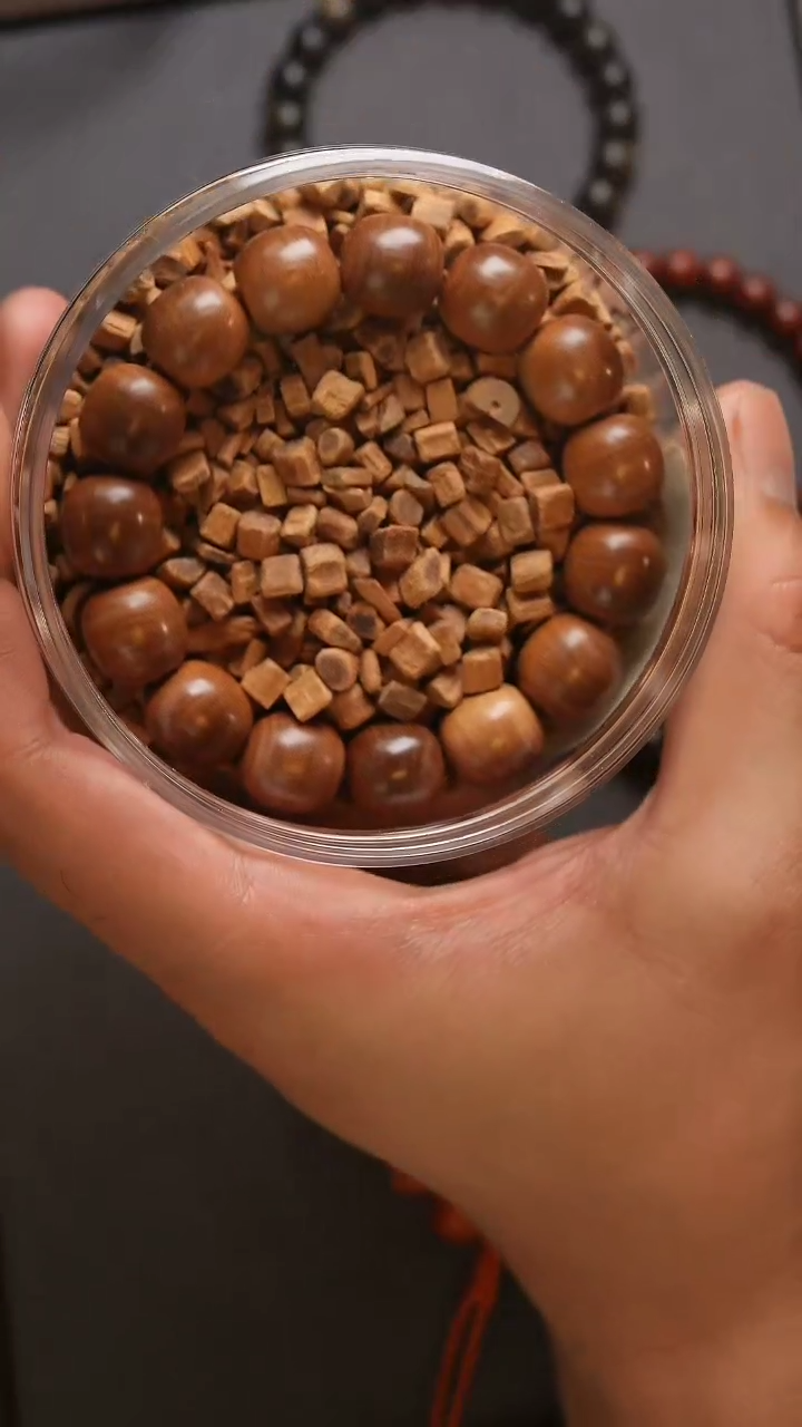 【闪购商品】檀香木手串/手链沉水老山檀香横纹14mm