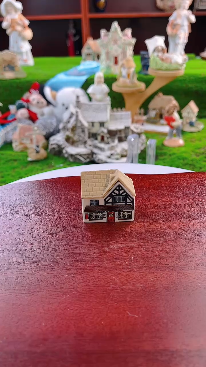 【闪购商品】紫砂茶宠Lilliput中古小房子