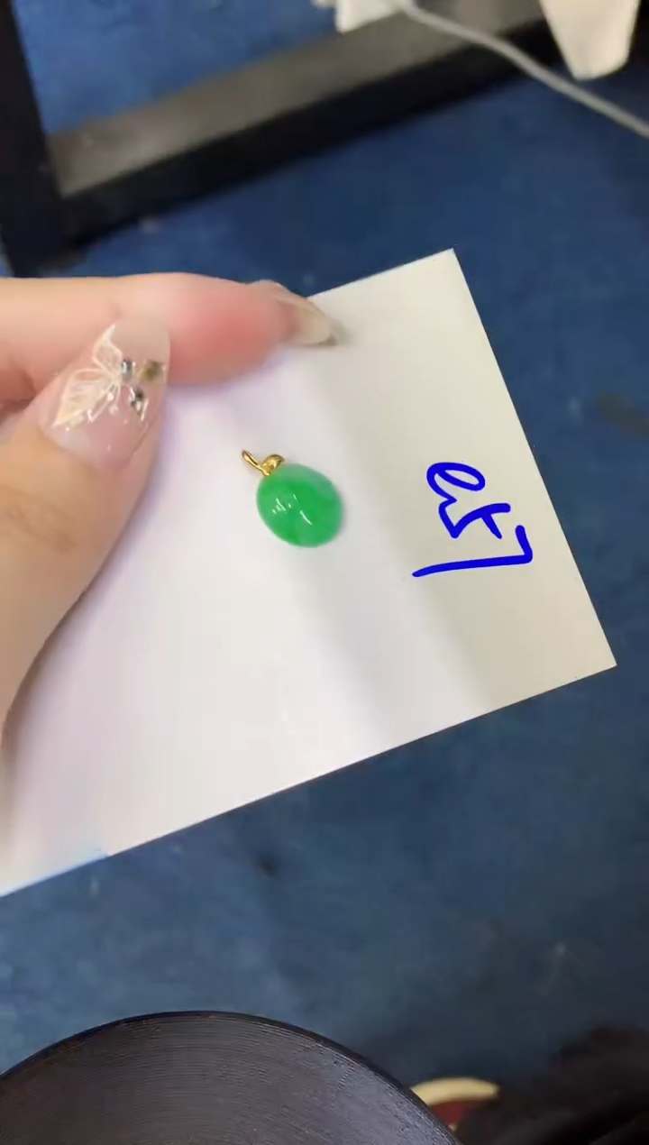 【闪购商品】翡翠颈饰18K金镶嵌000000000000