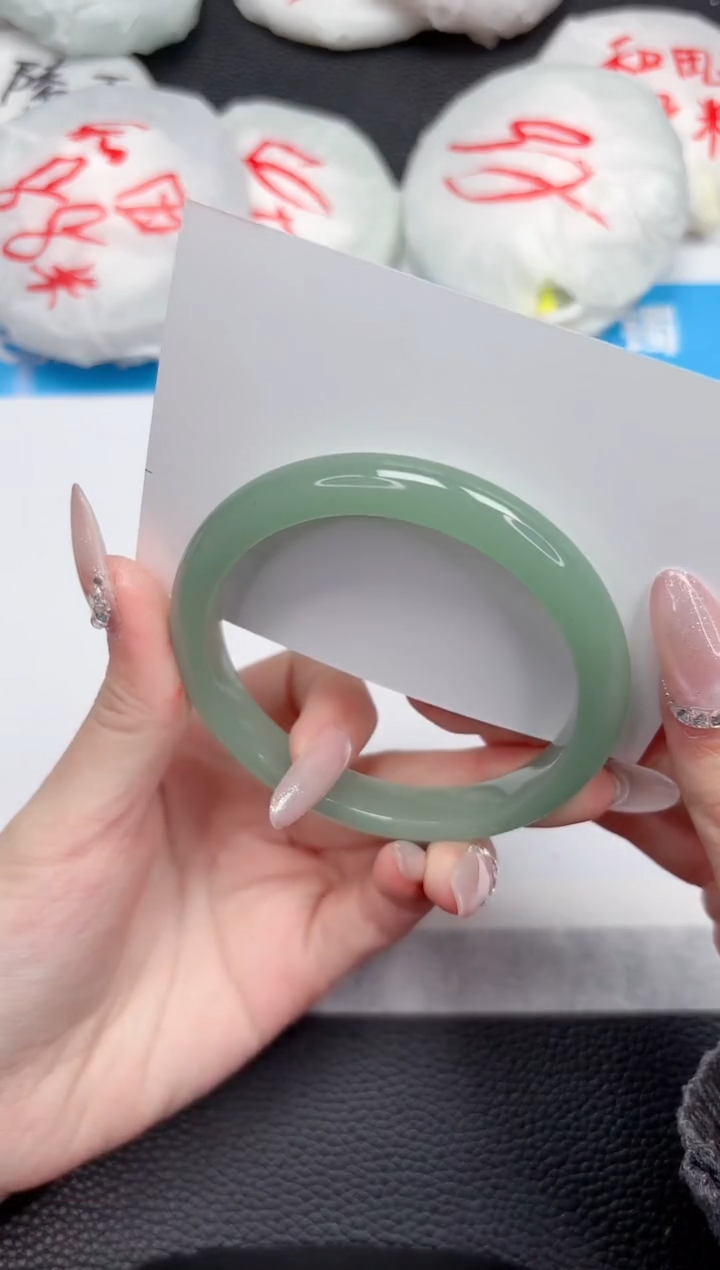 【闪购商品】石英质玉手镯未镶嵌391-59.3