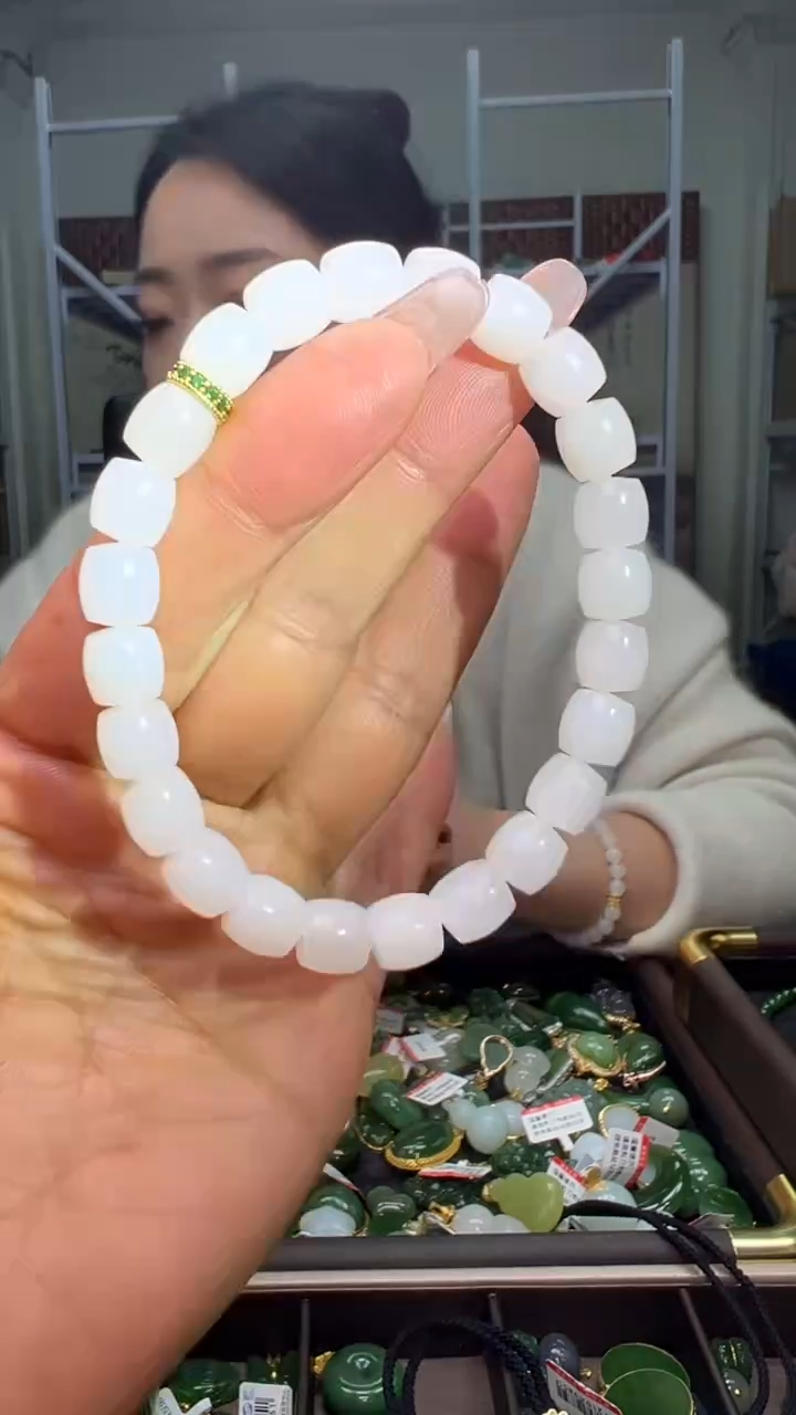 颈饰未镶嵌和田玉（多样性发货.发其一)1.02.22