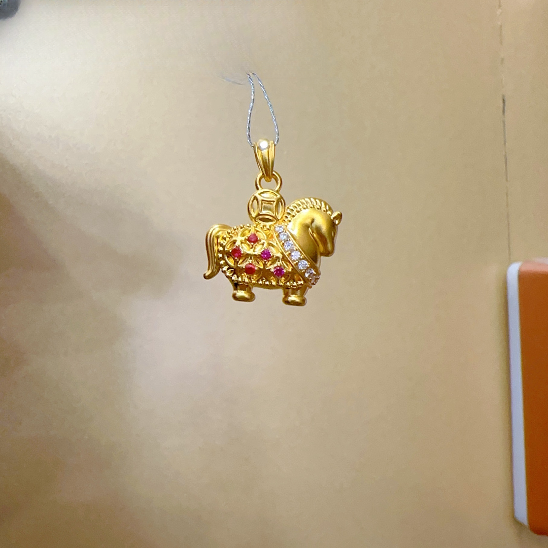 足金999/5D镶嵌/小胖马马上有Q吊坠/点购买选金重/按克计费