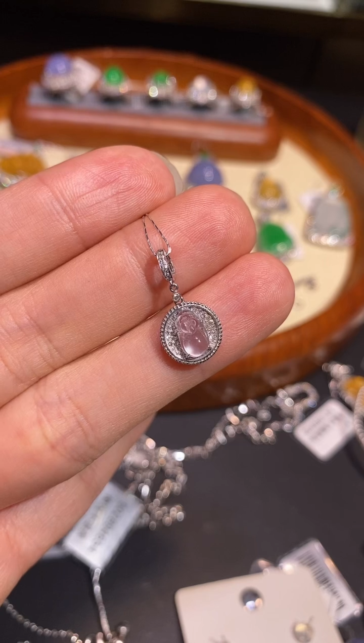 【闪购商品】翡翠颈饰18K金镶嵌吊坠