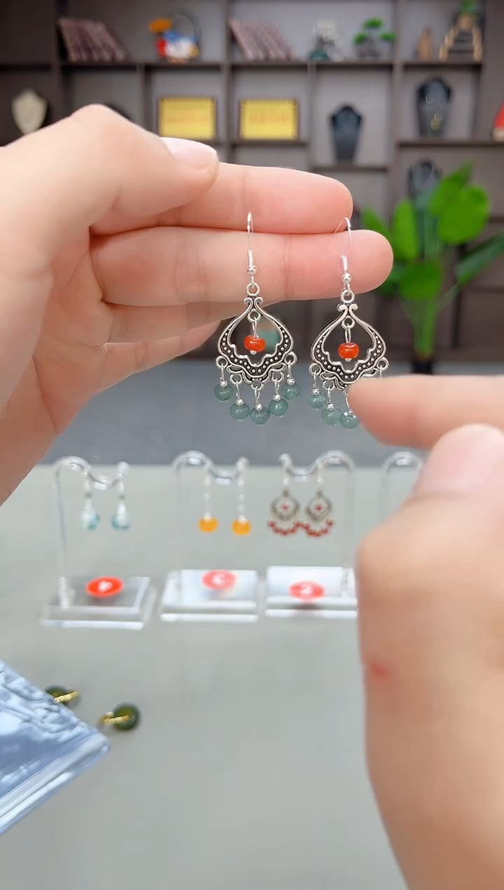 未镶嵌翡翠耳饰432000