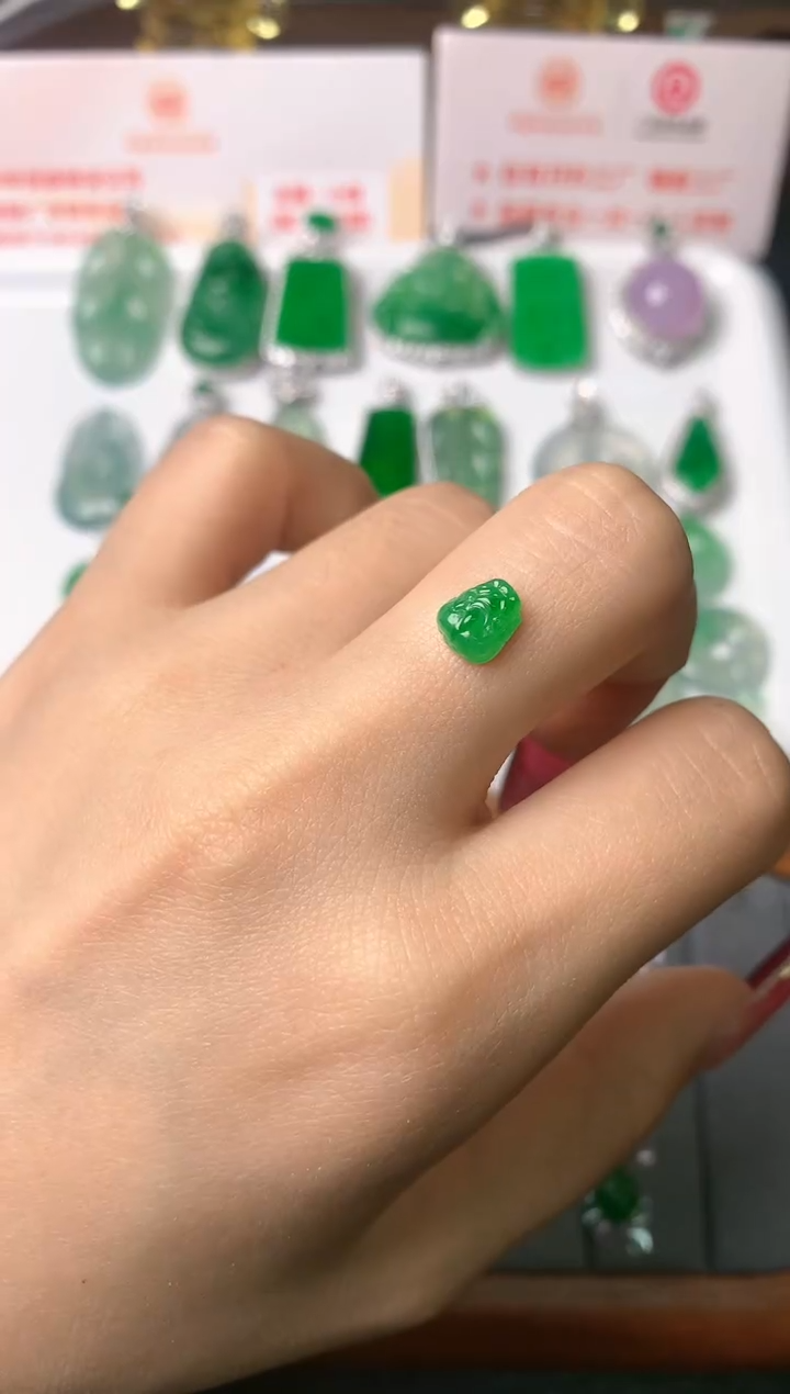 【闪购商品】定制翡翠未镶嵌裸石（镶嵌定制）