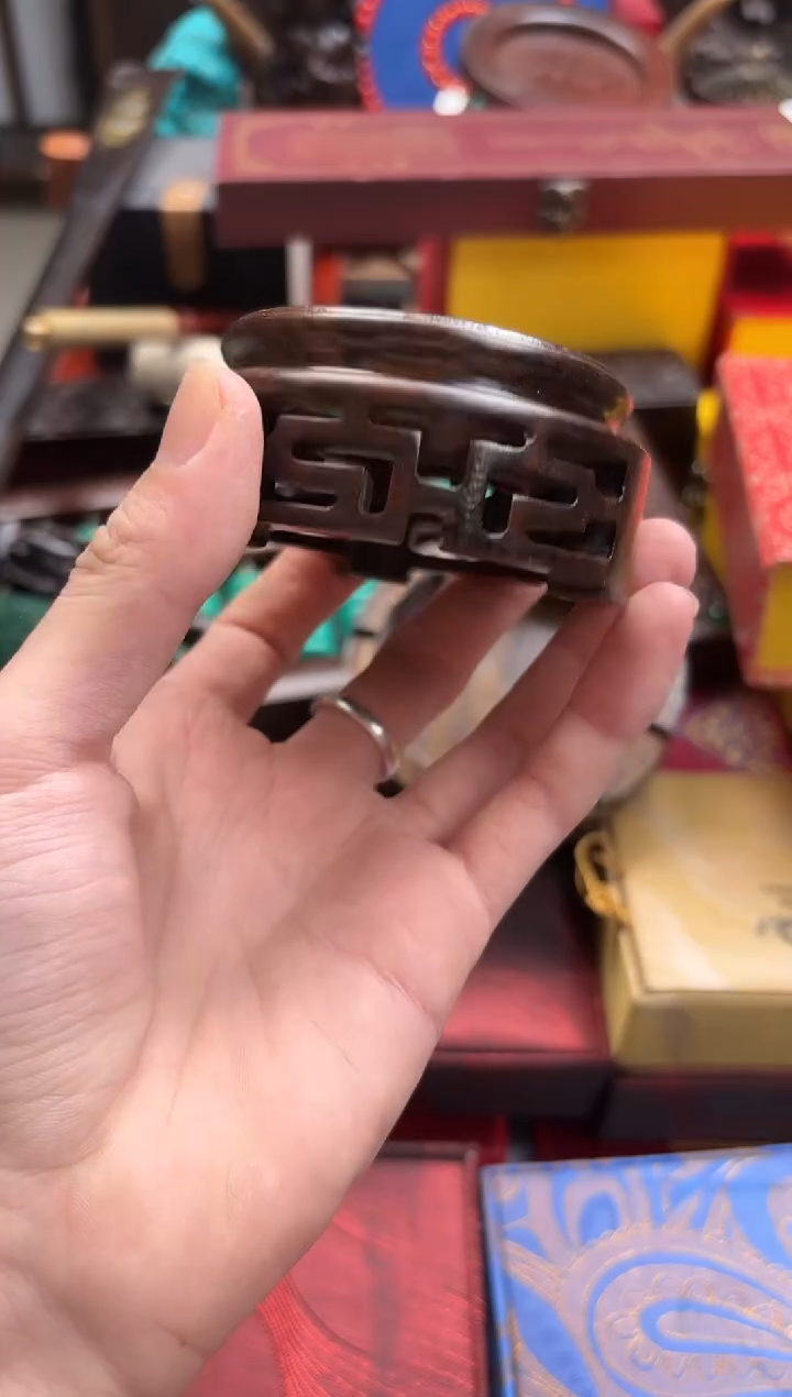 风车木（黑檀木）——————瓷———————小