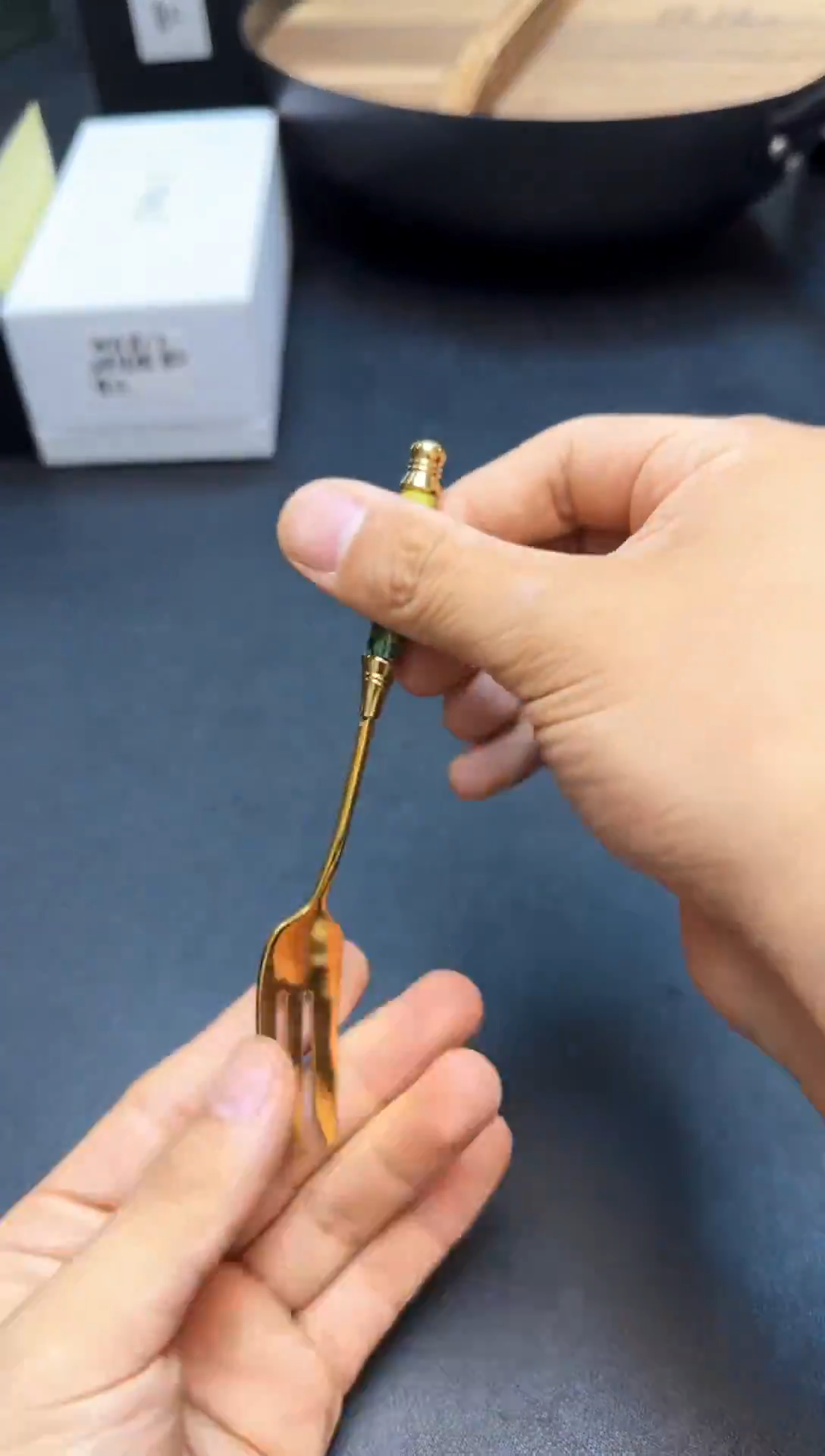 瓷片全新正品一件不留@@WE182