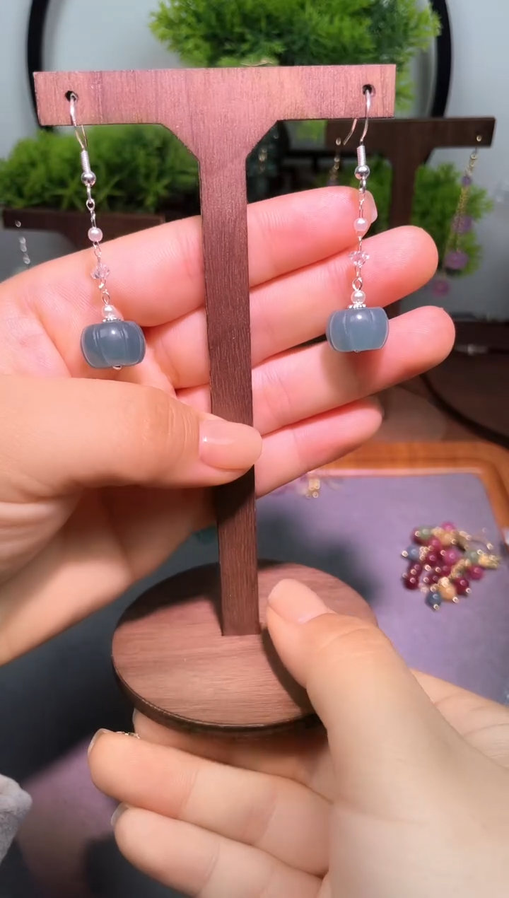 银S925镶嵌翡翠耳饰蓝色南瓜