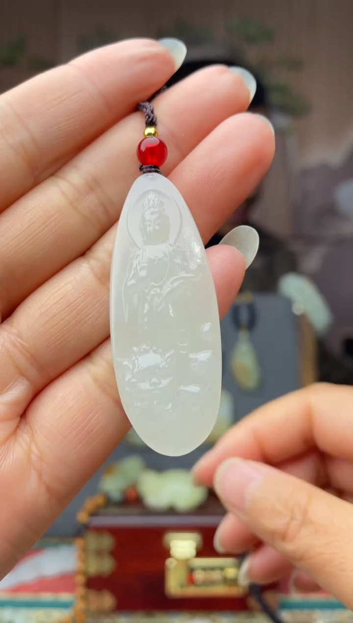 颈饰未镶嵌和田玉拍一发一