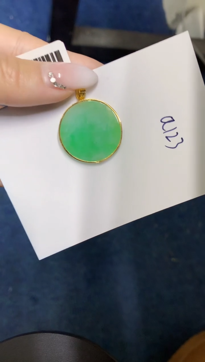 【闪购商品】翡翠颈饰18K金镶嵌0000000000