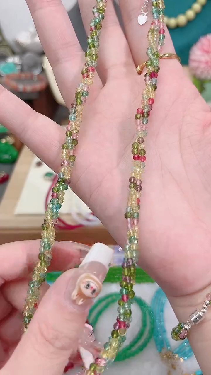 银S925镶嵌颈饰尖晶石彩麻花39.9