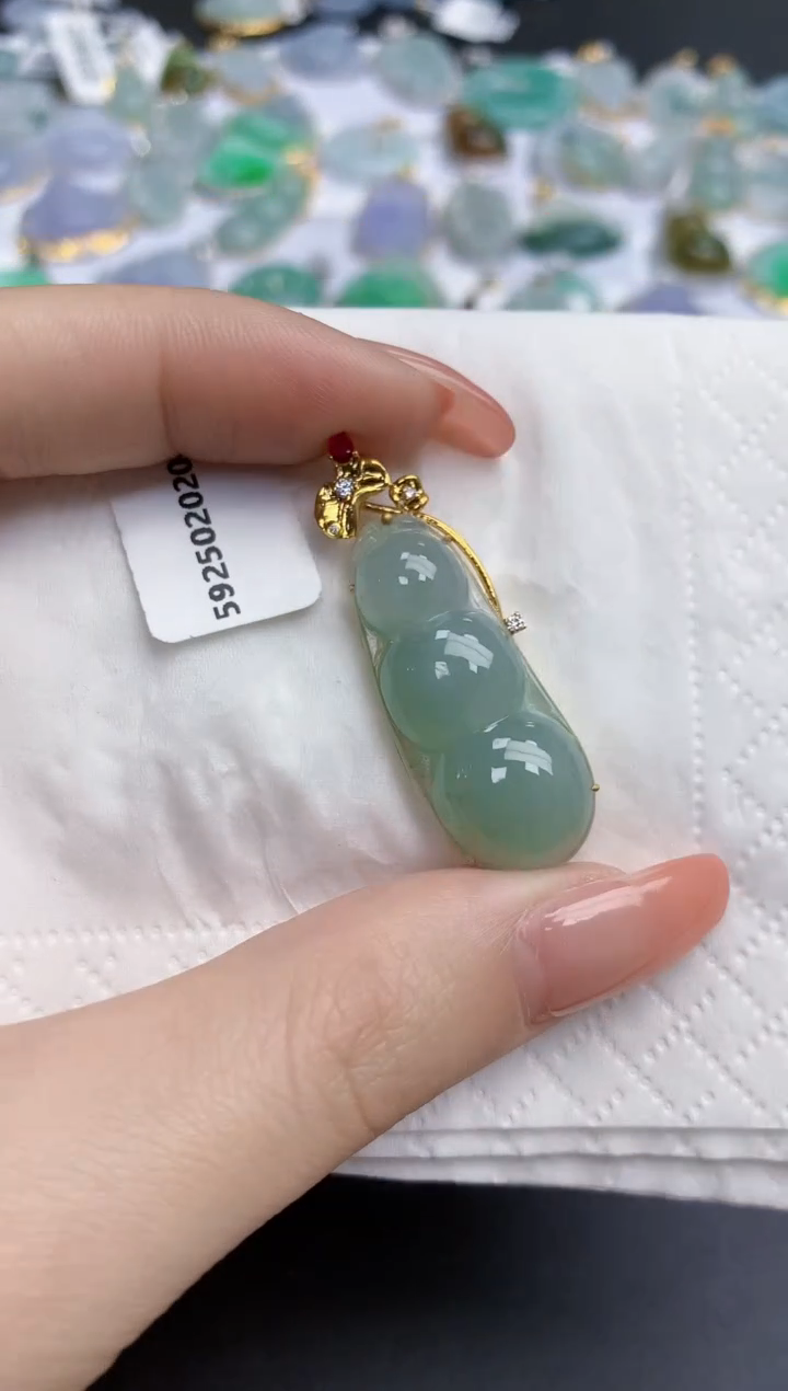 【闪购商品】翡翠颈饰18K金镶嵌天然缅甸翡翠A货