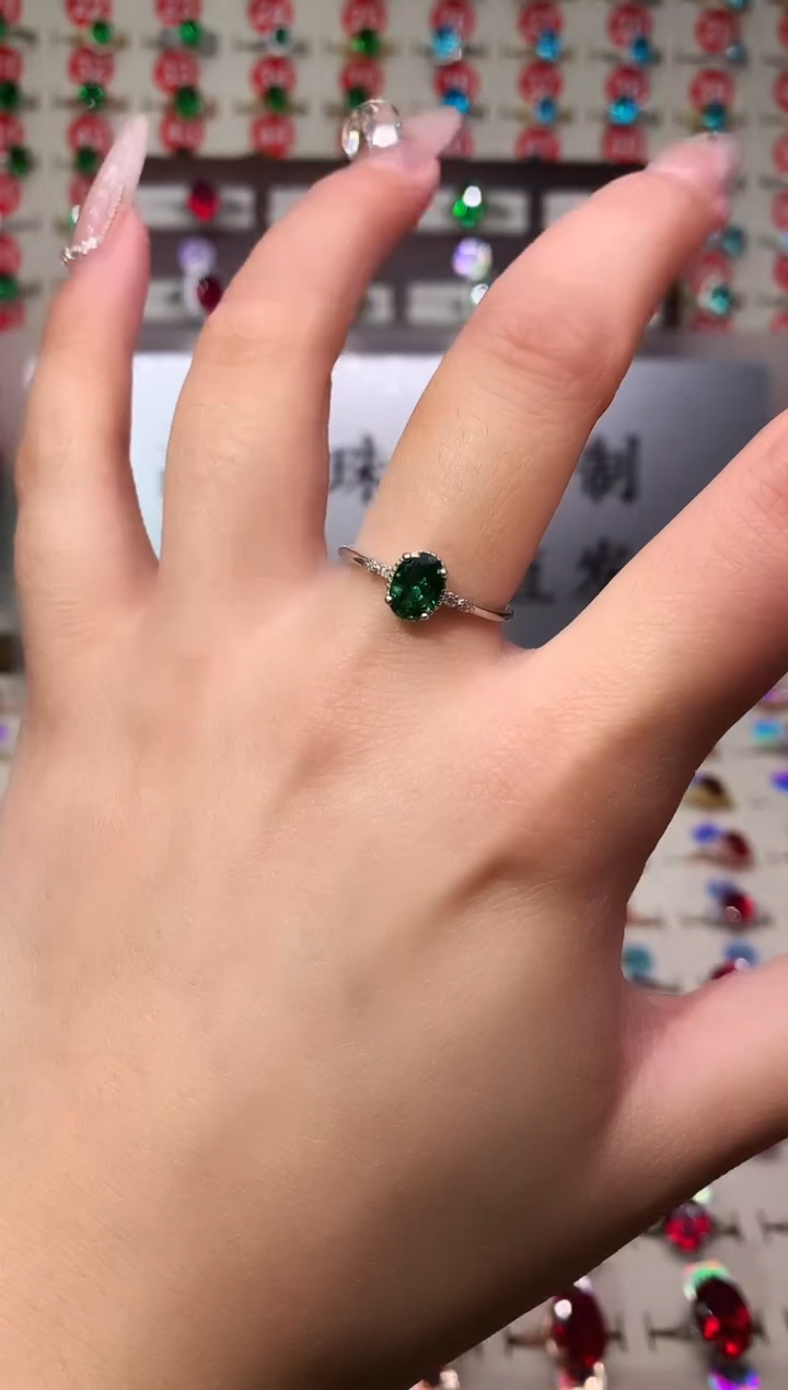 银S925镶嵌透辉石戒指5*7 银托