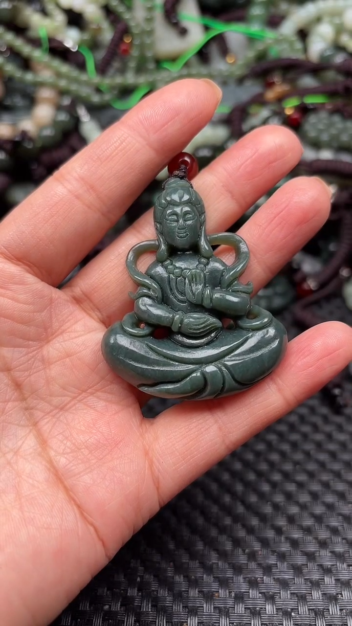 【闪购商品】和田玉颈饰未镶嵌1