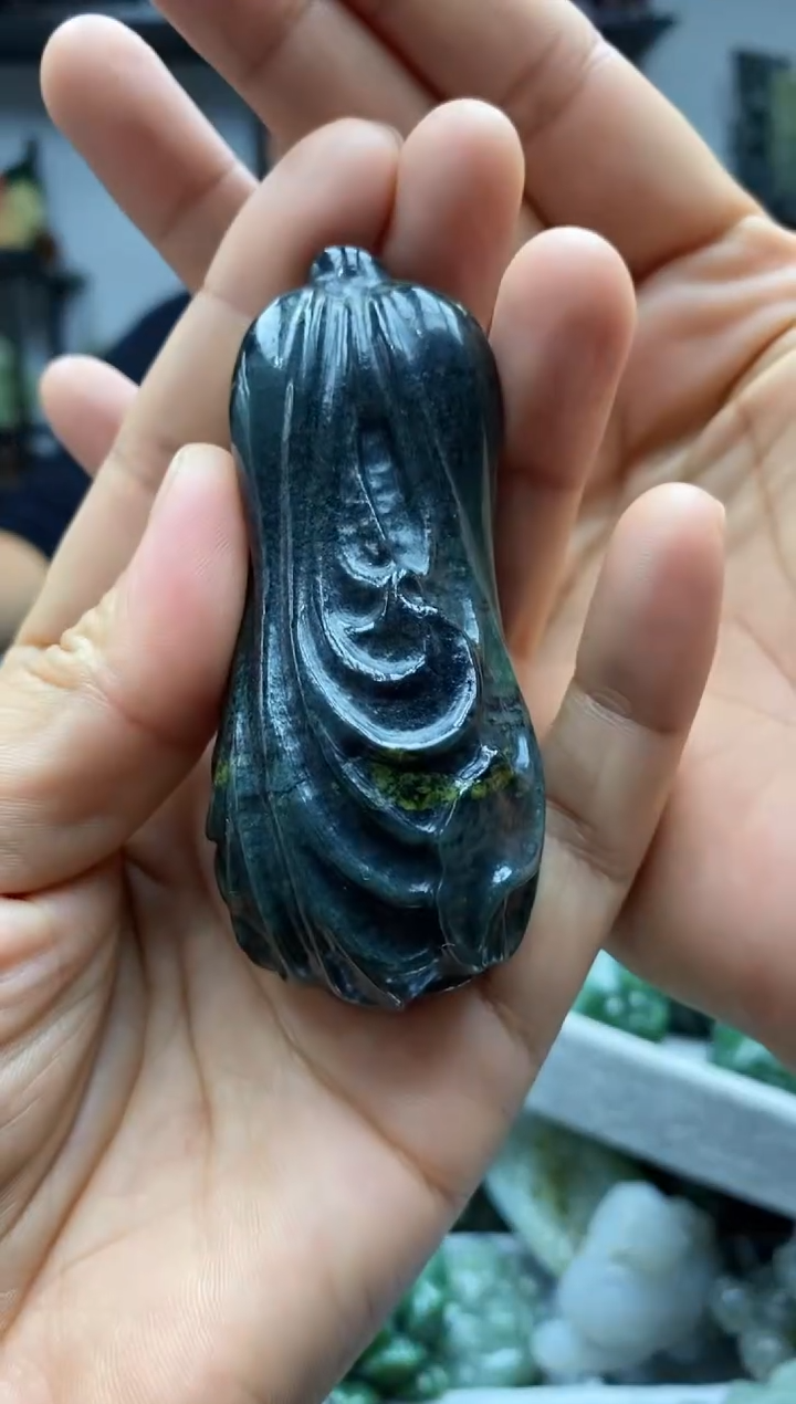 未镶嵌和田玉把件1