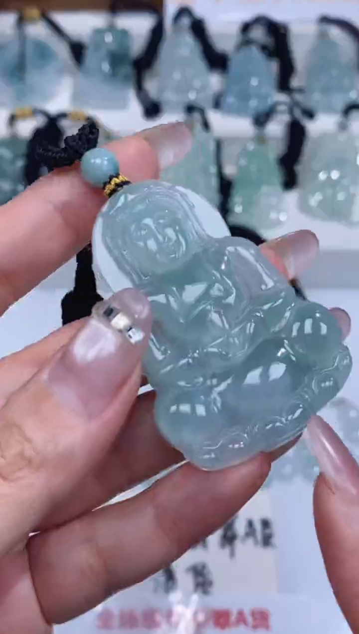 颈饰未镶嵌翡翠吊坠