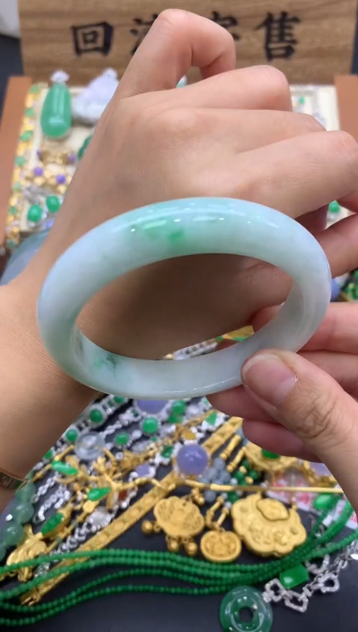 翡翠未镶嵌手镯388-中国好珍宝