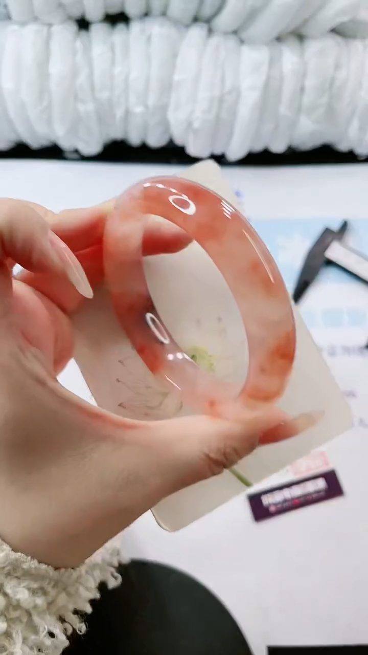 【闪购商品】石英质玉手镯未镶嵌多样性发货E569