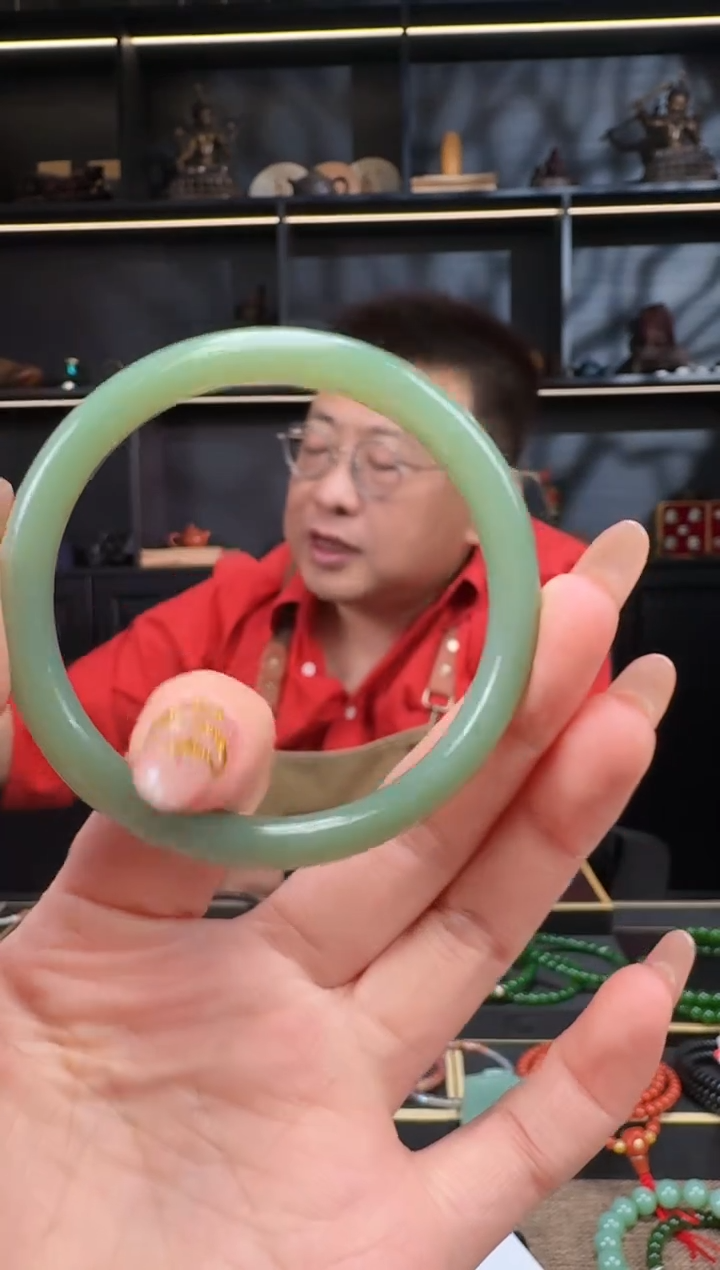 【闪购商品】和田玉1未镶嵌粉青手镯内径59mm