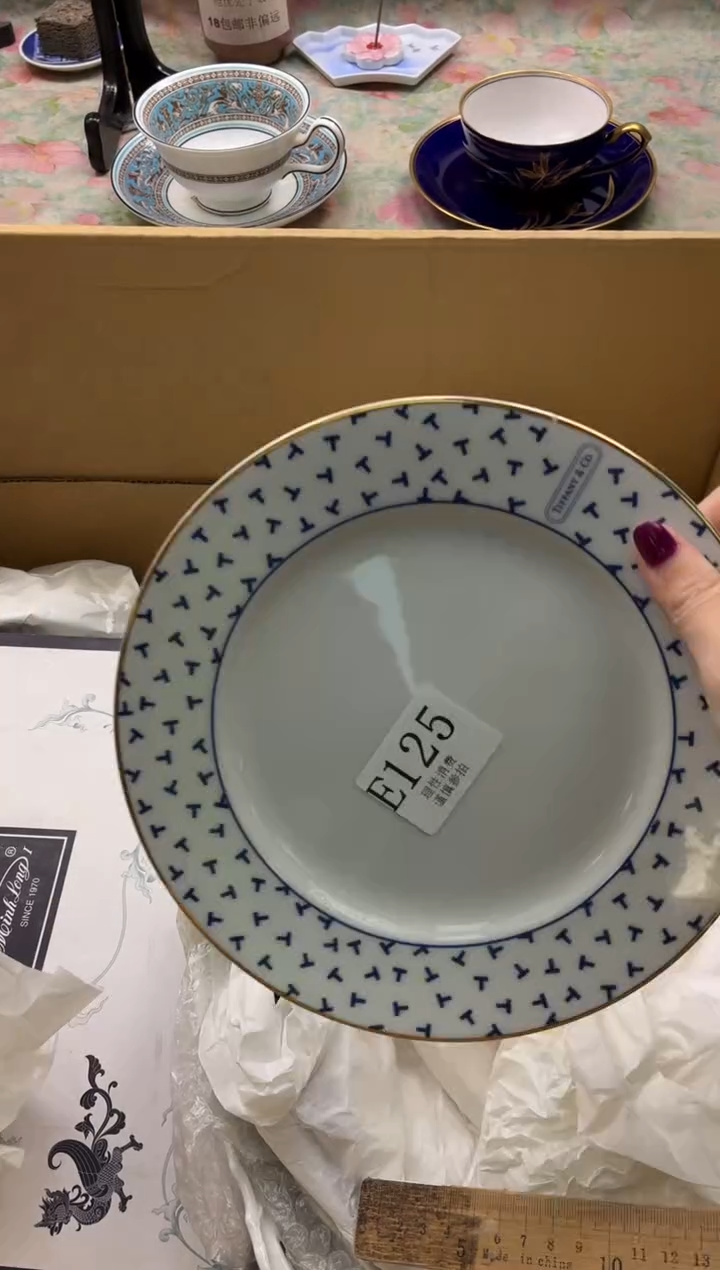 瓷片怎****雨       E125