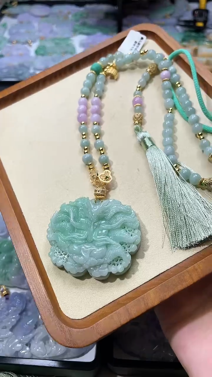 【闪购商品】翡翠颈饰未镶嵌吊坠