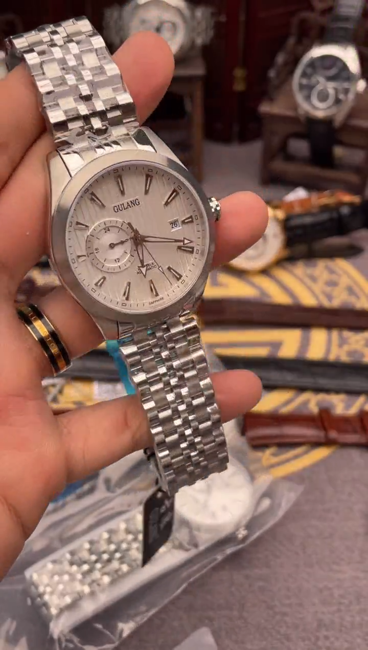孤品闪电购手表一只