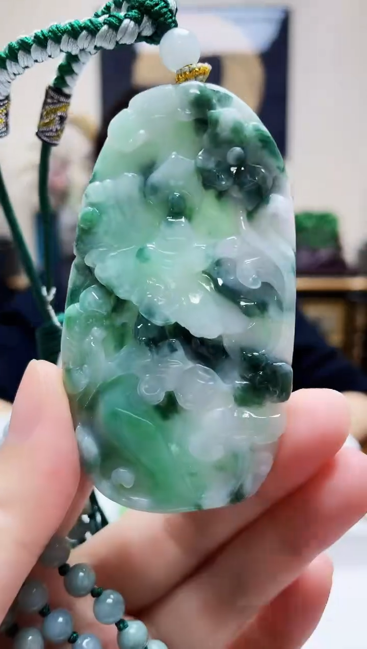 未镶嵌定制翡翠吊坠9