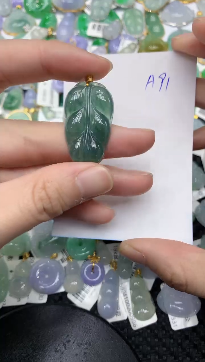 【闪购商品】翡翠颈饰18K金镶嵌11111111111