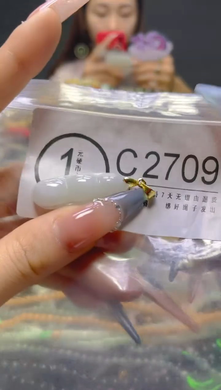 颈饰未镶嵌翡翠/C/翡翠A货，一件也是批发价