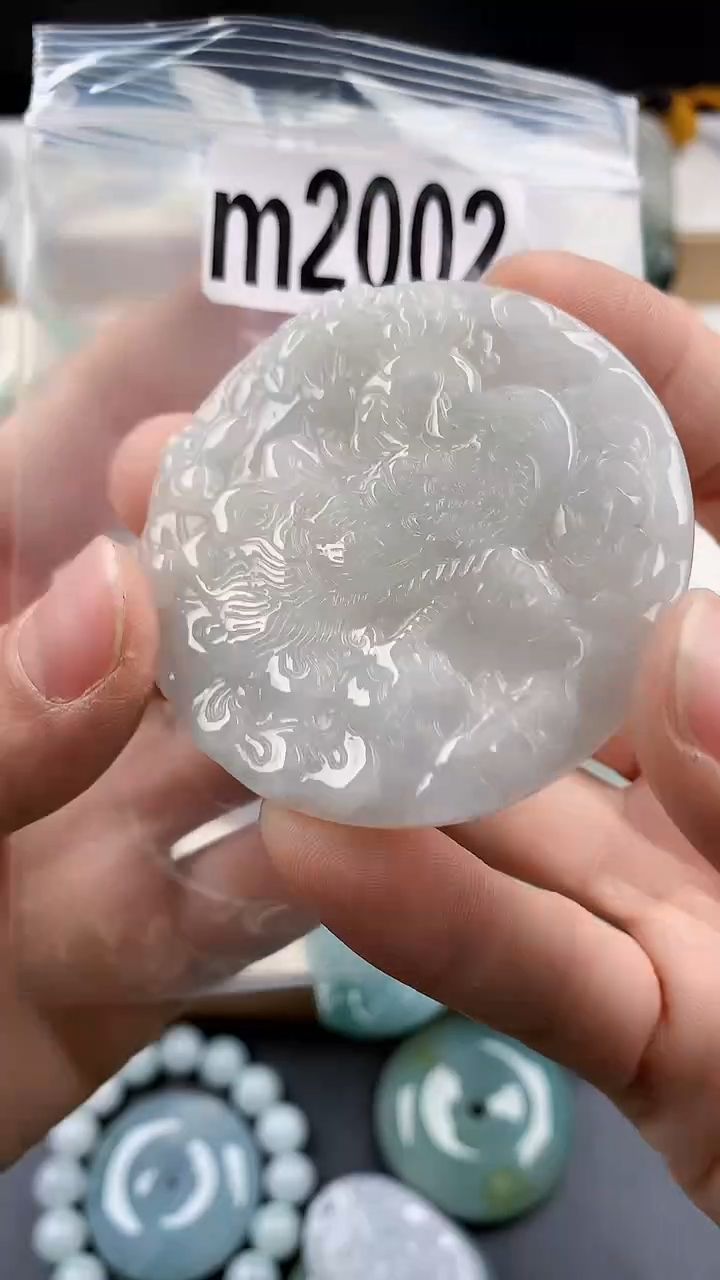 颈饰未镶嵌翡翠天然翡翠吊坠挂件