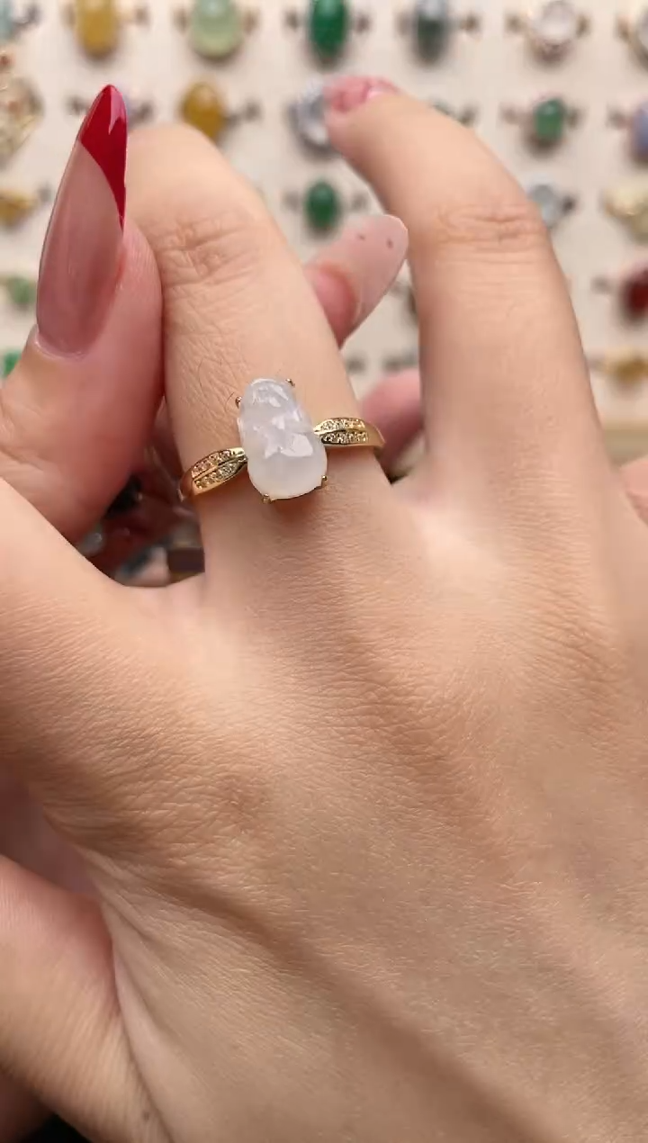 【闪购商品】翡翠戒指银S925镶嵌一物一证一礼盒